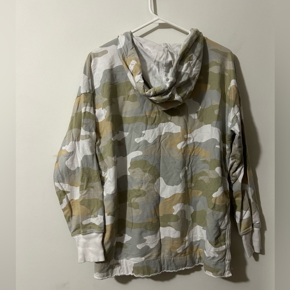 Aerie Camo  Oversized Hoodie - Picture 3 of 4